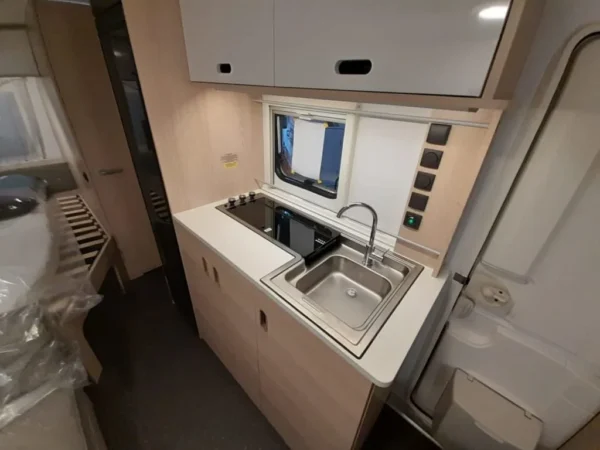 Caravana ADRIA AVIVA 472 PK - Imagen 5
