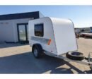 Einachsiger Campinganhänger MINI CAMPER Wohnwagen 245x120x140cm mit zGM 750kg