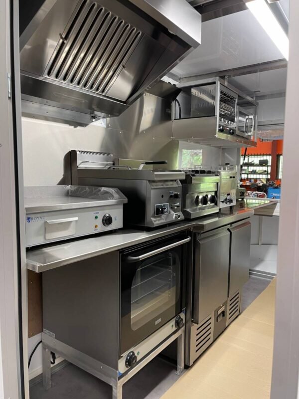 FOOD TRUCK REMOLQUE DE ABSENTA - Imagen 14