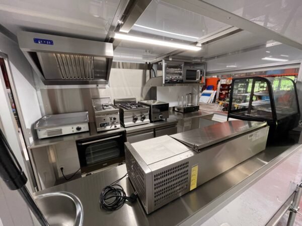 FOOD TRUCK REMOLQUE DE ABSENTA - Imagen 8